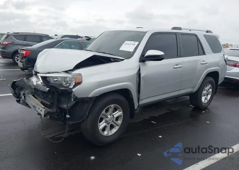 2021 Toyota 4Runner Sr5 z USA, uszkodzony, nr VIN JTEEU5JR6M5240081